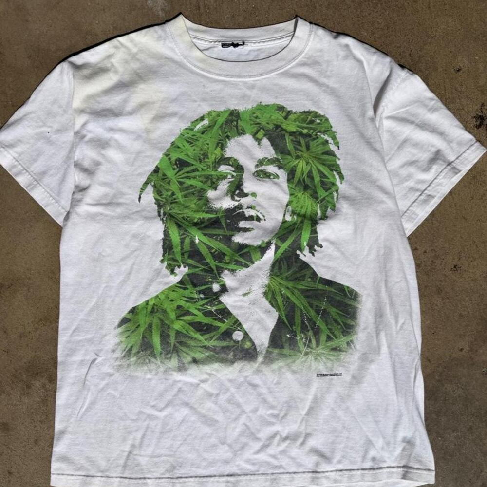 Vintage 2005 Bob Marley Zion Rootswear Cannabis Weed Reggae T Shirt Y2K